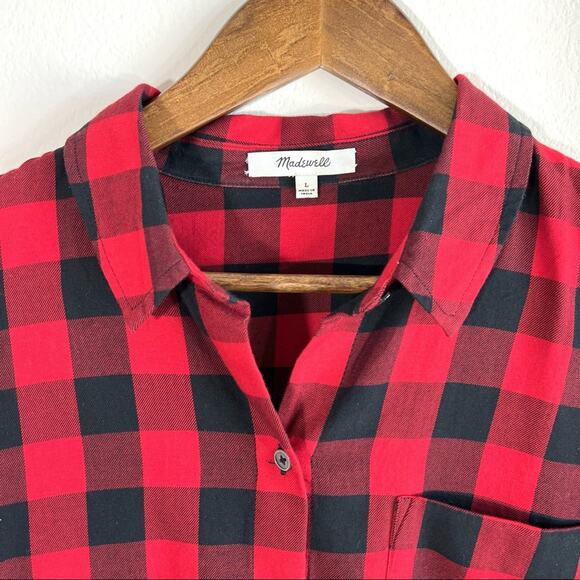 Madewell red and black buffalo plaid button down long sleeve - Picture 7 of 8